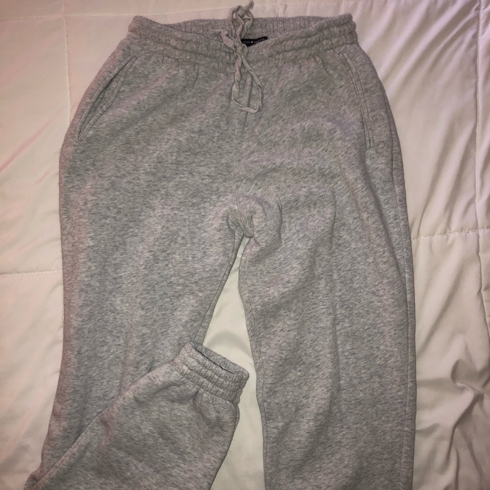 Brandy Melville Joggers